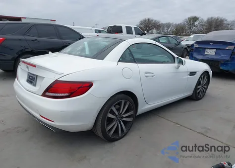 2018 Mercedes-Benz Slc 300 z USA, uszkodzony, nr VIN WDDPK3JA8JF151951